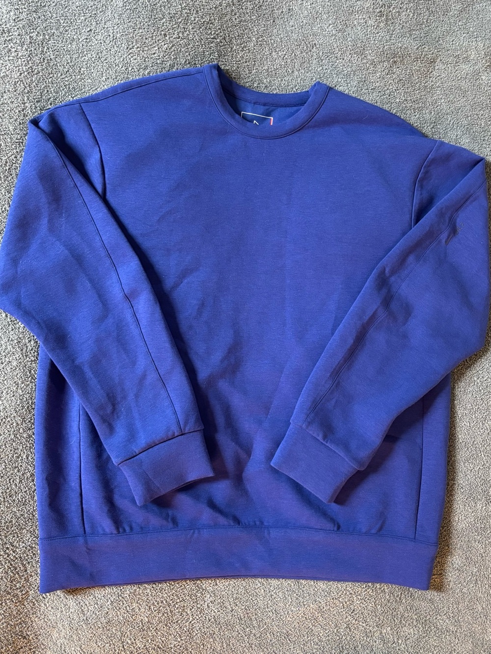Men’s Nike 24.7 ImpossiblySoft Dri-Fit Crewneck Sweatshirt
